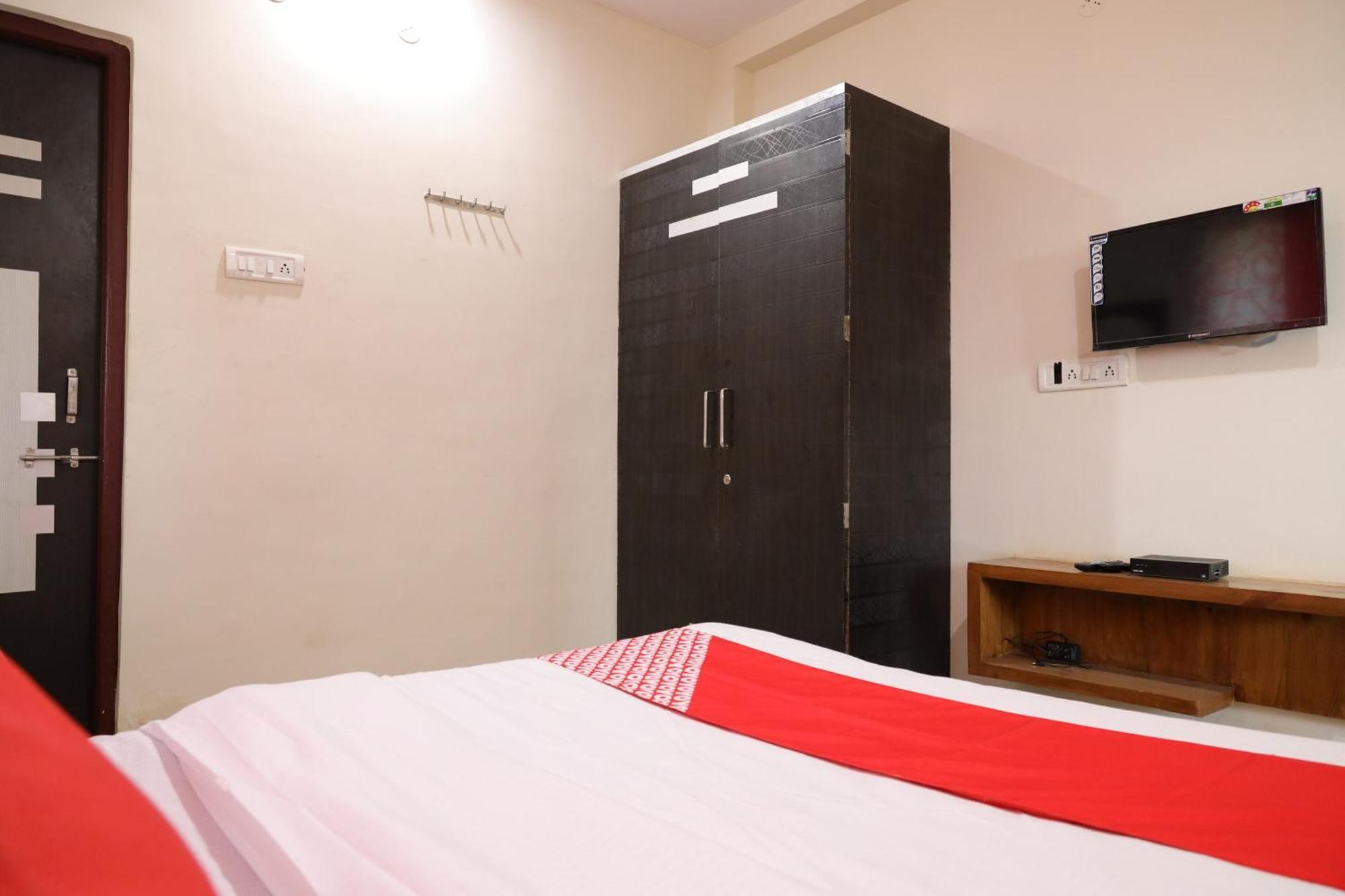 Hotel O Prithvi Inn Наґпур Екстер'єр фото
