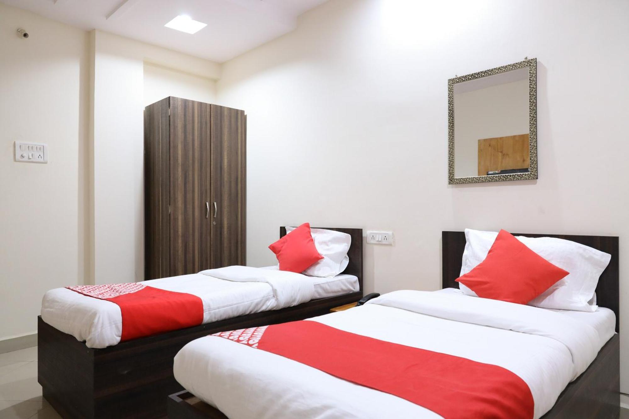 Hotel O Prithvi Inn Наґпур Екстер'єр фото